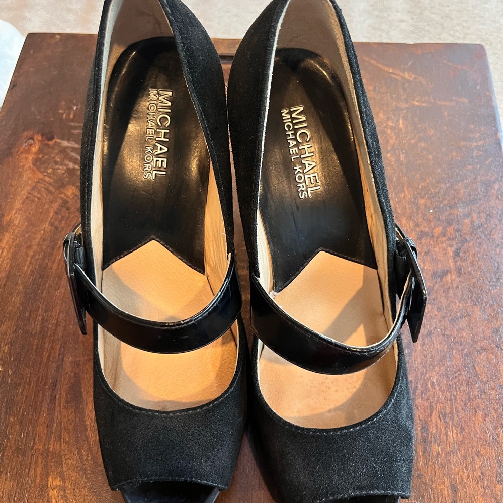 MICHAEL Michael Kors Heels with Buckle